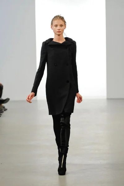 Look 1